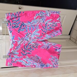 Lilly Pulitzer Chipper Short - Samba Pink & Blue
